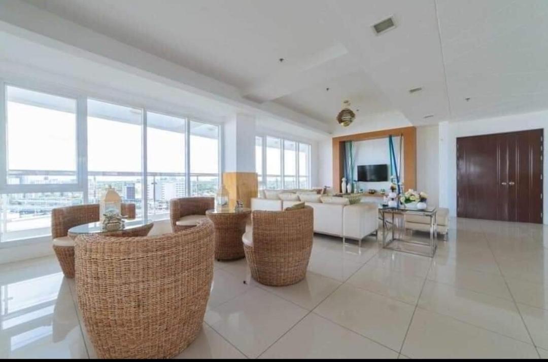 Room In Alabang Манила Екстериор снимка