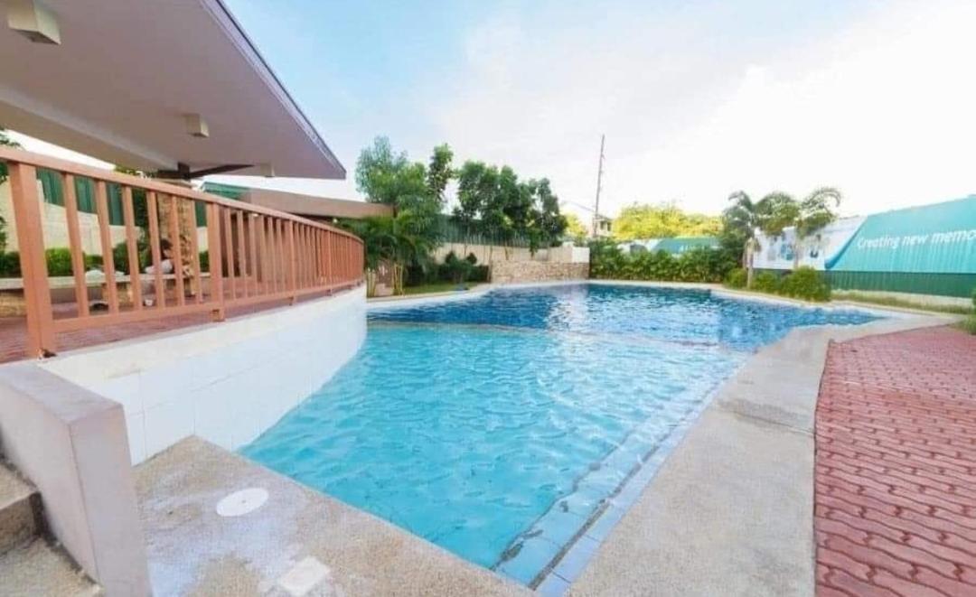 Room In Alabang Манила Екстериор снимка