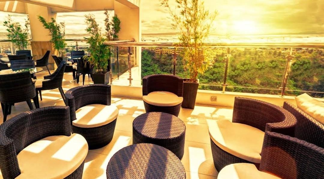 Room In Alabang Манила Екстериор снимка